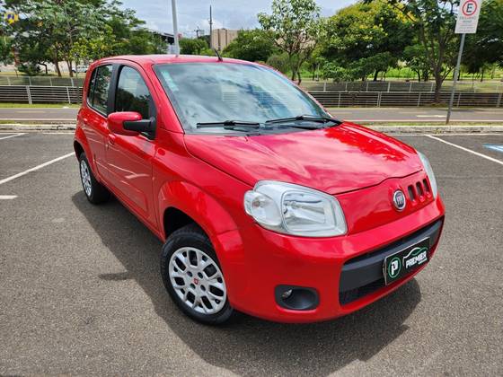 FIAT UNO 1.0 EVO VIVACE 8V FLEX 4P MANUAL